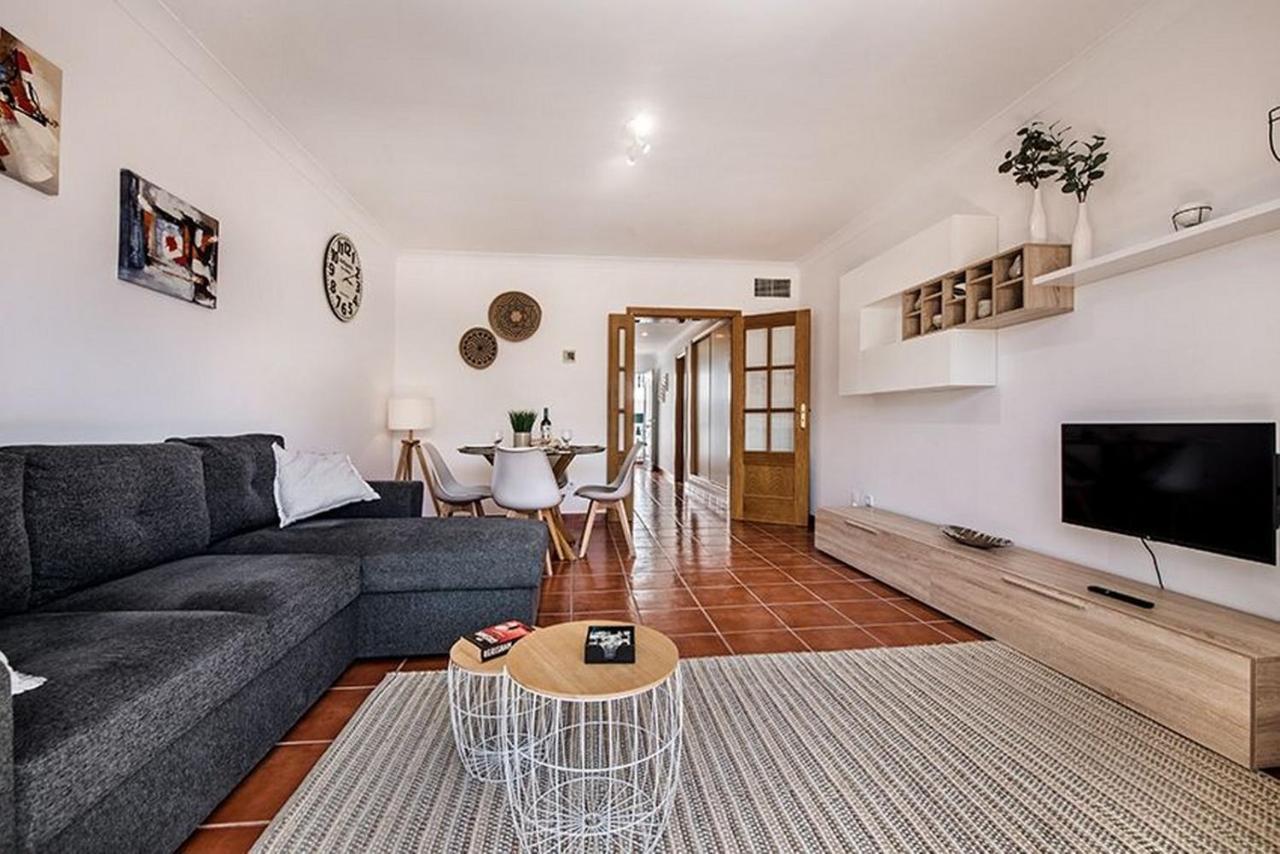 Apartamento Bonaventura Apartment ตาวิรา ภายนอก รูปภาพ